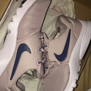 Nike Shoes - Nike Presto Fly Nike Shoes - Nike Presto Fly